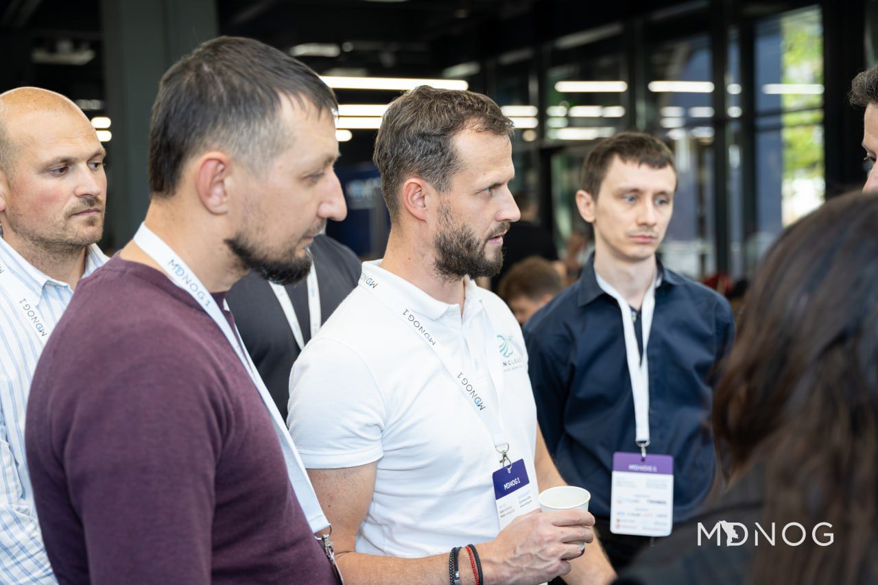 Attendees at a session of MDNOG 1